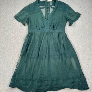 Bella Ella Boutique Light My Fire Sheer Lace Mini Dress Size Large Green V-Neck